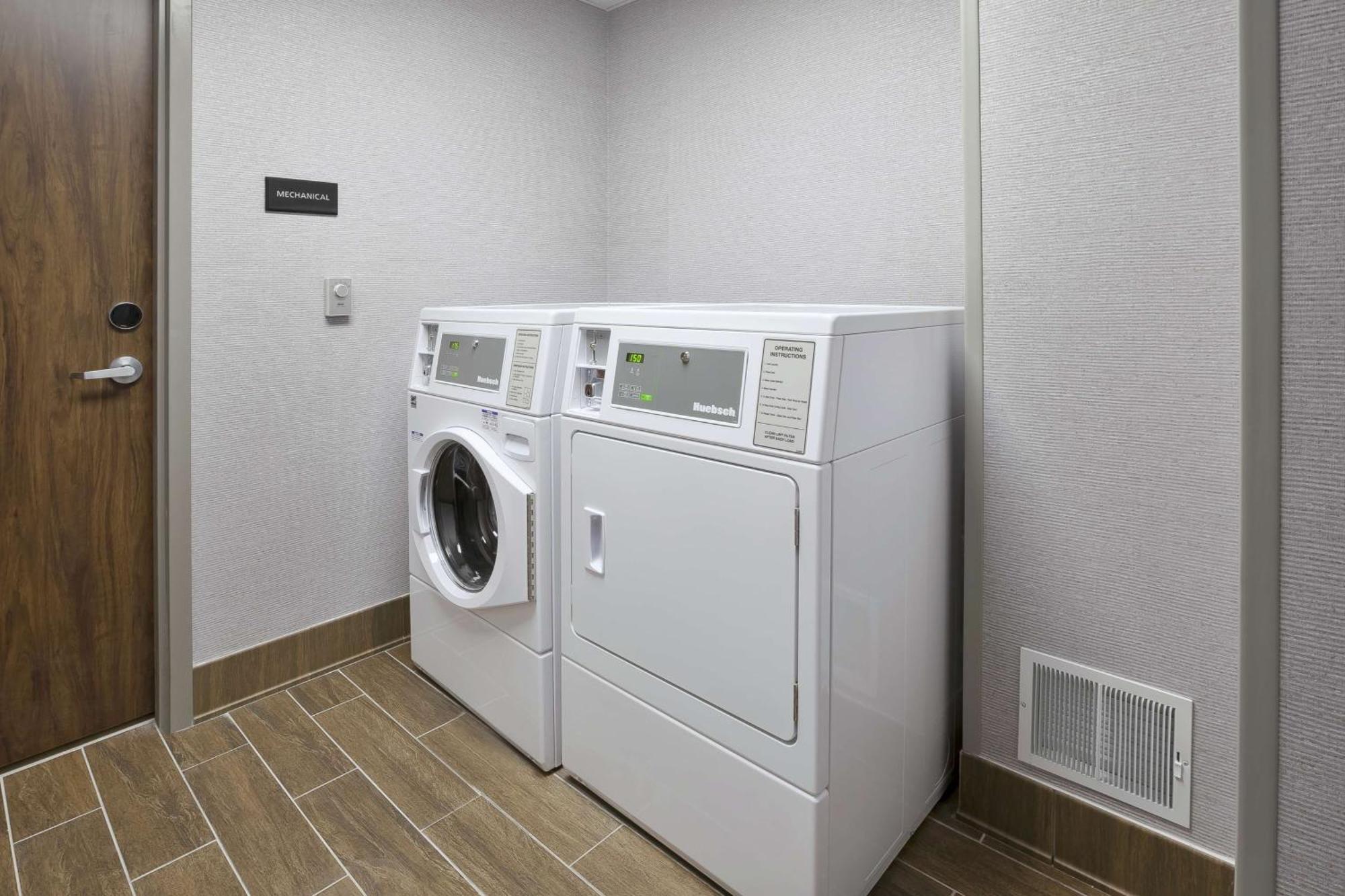 Hampton Inn & Suites Grandville Grand Rapids South מראה חיצוני תמונה